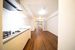 レオンコンフォート西大路御池 704 7階1LDKのリビング/ダイニング