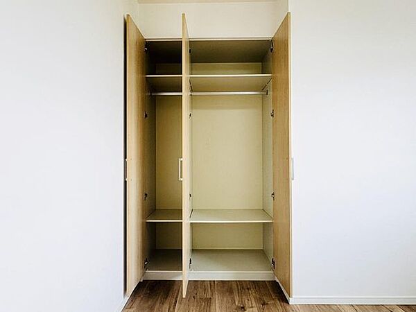 apartment 埼玉県草加市旭町４丁目
地図を見る