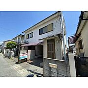亀山駅より徒歩10分 築30年11ヶ月 2階建の賃貸物件