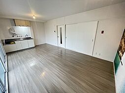 春日ダイヤモンドハイム 2階1LDKのリビング/ダイニング