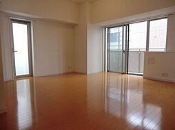 プライムアーバン千住 402 4階2LDKのリビング/ダイニング