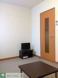 レオパレスネオ 3階1Kのリビング/ダイニング