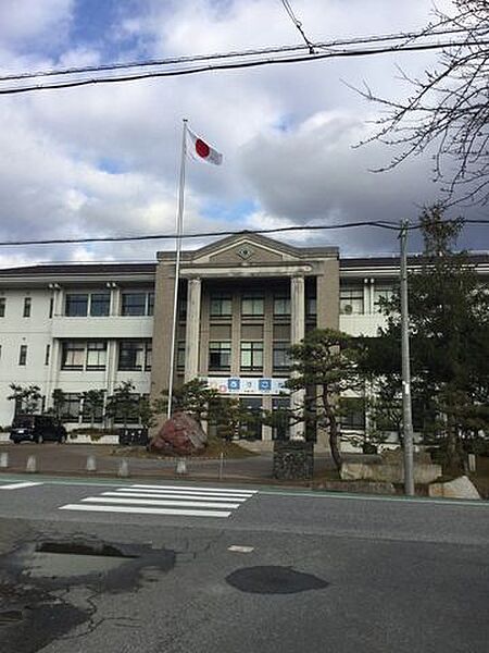 長浜市立南中学校 950m