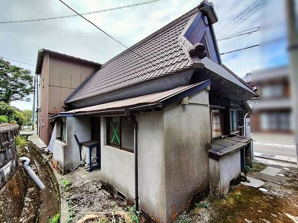 detached 滋賀県長浜市西浅井町余