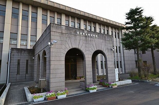 長浜市立西中学校 1600m