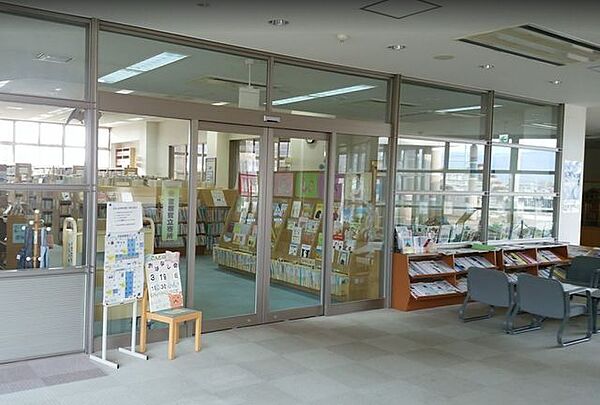 長浜市立虎姫図書館 3240m