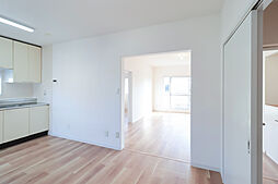 URつくば・二の宮第二 4階4LDKのリビング/ダイニング