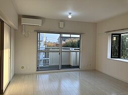 URつくば・春日 3階3LDKのリビング/ダイニング