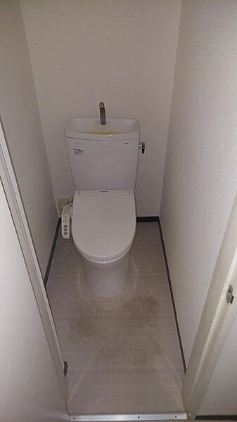 トイレを拡大表示