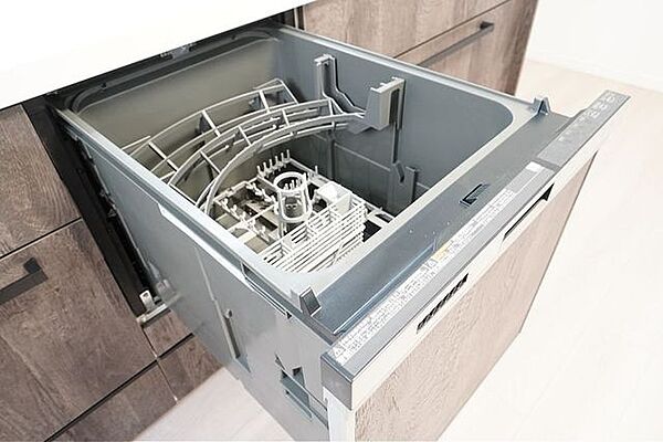 食洗機があると、食器洗いの時間を休憩や他の家事に当てることができますね。新生活が楽しみです！