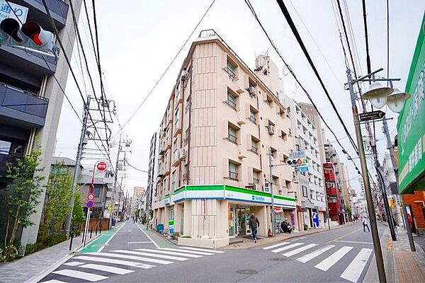 忙しい日々の中でリフレッシュできる理想のお住まい。環境の良さと利便性を兼ね備えたマンションです。