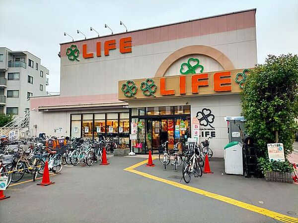 ライフ中野駅前店 徒歩3分。 230m