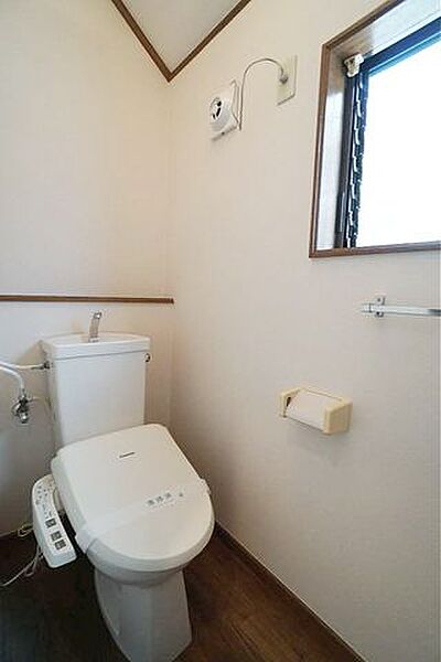 トイレが2ヶ所あると、朝の忙しい時間帯の順番待ちがなくなりますね。