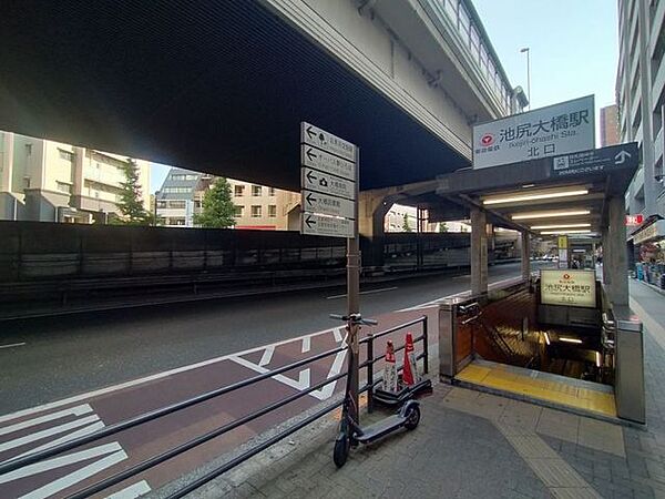 池尻大橋駅(東急電鉄 田園都市線) 徒歩20分。 1570m