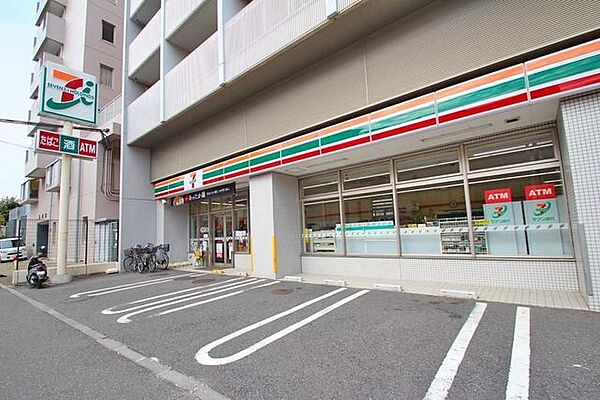 セブンイレブン杉並和田1丁目店 徒歩3分。 190m