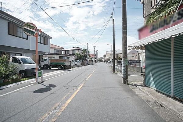 現地の周辺環境や駅までの道のりなど、住環境も合わせてご確認いただきながらご検討ください。