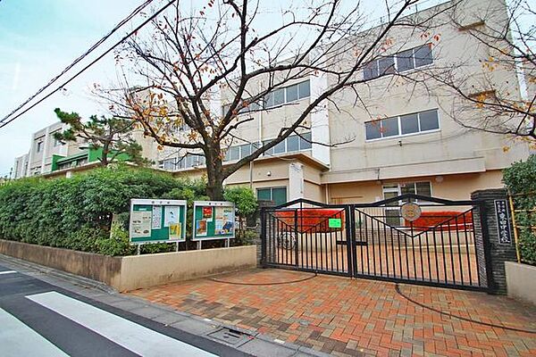杉並区立東田中学校 徒歩10分。 750m