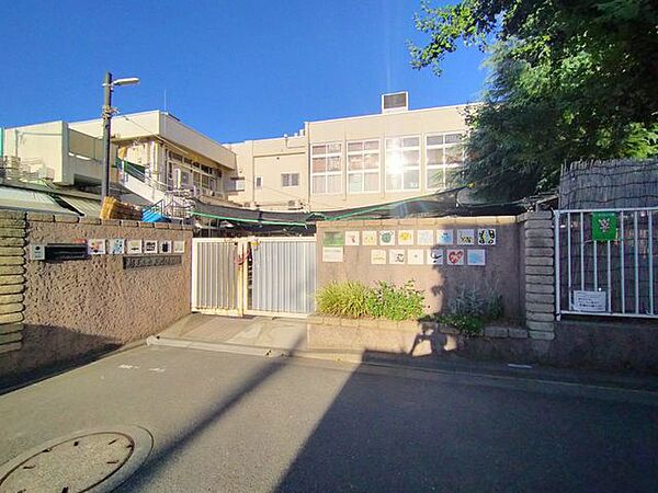 天沼保育園 徒歩3分。 200m