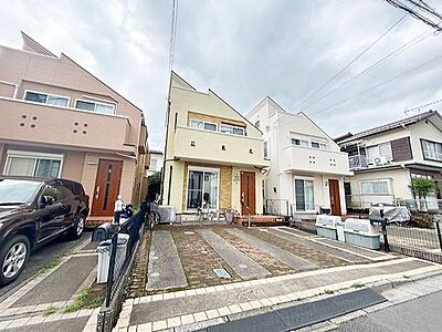 外観:十分な広さを確保した4LDKの間取り。どんなご家族にも使いやすい理想的な建物です。 外観:十分な広さを確保した4LDKの間取り。どんなご家族にも使いやすい理想的な建物です。
