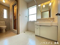 愛西市大井町宮新田 洗面所