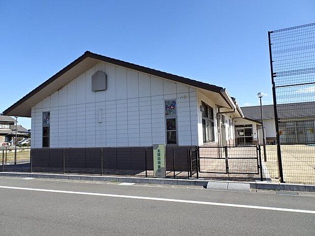 愛西市北河田児童館休館日:日曜日、祝日、年末年始(12月29日〜1月3日) 開館時間:午前8時30分〜午後5時00分(5月〜9月は午前9時00分〜午後5時30分) 1460m