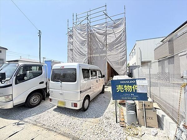 全居室南向き・WIC完備で快適な空間。2面バルコニーのためプライベート空間が確保され、自分時間を満喫。