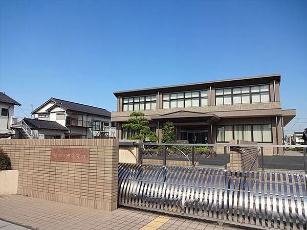 神守支所開庁日：月曜日から金曜日（祝休日・年末年始を除く） 開庁時間：午前8時30分から午後5時15分まで 300m