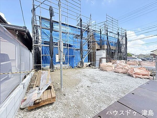 洋室4部屋で3人のお子さまでもお一人ずつ個室を持つことが可能。各々の時間を大切にできる間取り設計。