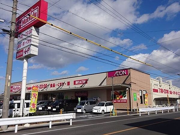 マックスバリュ津島江西店営業時間7時～23時（薬の販売は9時～19時まで）お惣菜の種類が豊富なスーパー。 140m