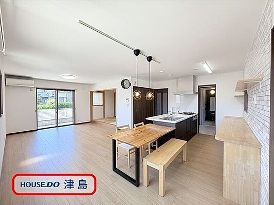 リビング/ダイニング 宮川町1丁目 中古一戸建て