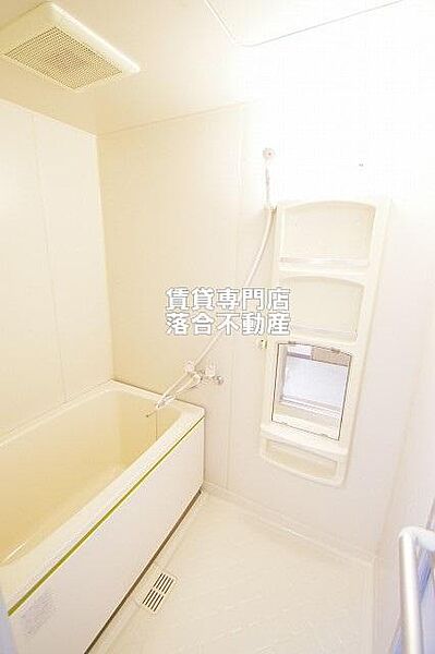 画像12:落ち着いた空間のお風呂