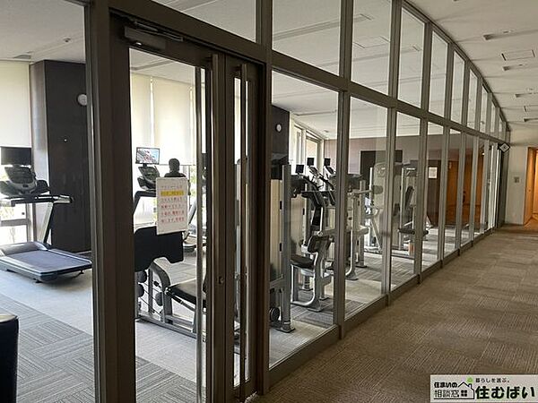 マンション内にジムがございます♪