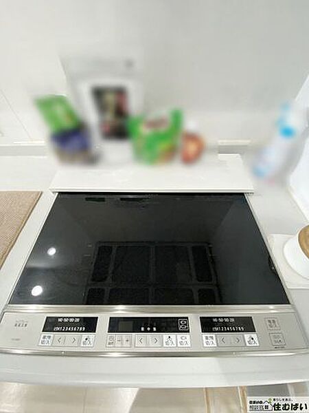 IHクッキングヒーターは火元の危険もなくお手入れも簡単！お料理の同時進行も作業スペースがフラットなので楽に行え、メニューの幅が広がります♪