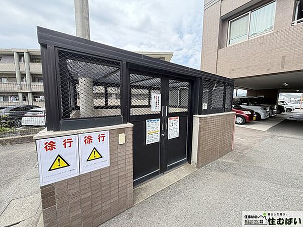 ゴミ出し場