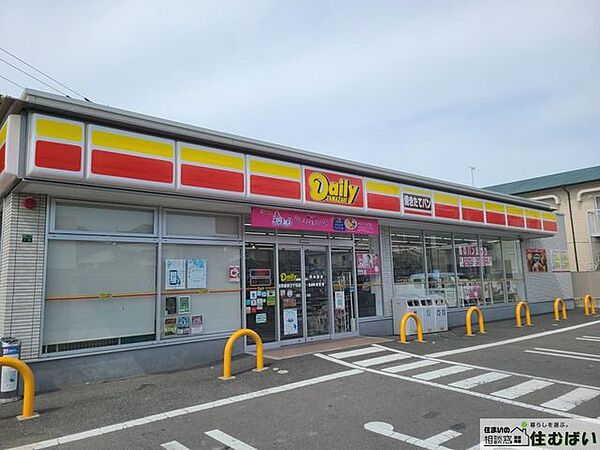 デイリーヤマザキ福岡唐原2丁目店 徒歩12分。通学や通勤、お散歩の際などにお気軽にお立ち寄りいただけるコンビニがあると便利ですね♪ 900m