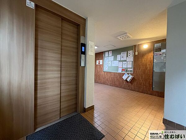 エントランスを拡大表示