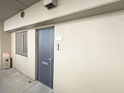 ペルル加島 南側最前列棟 1407 3LDKの室内