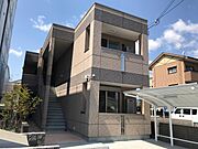 Glorious 1階 築3年6ヶ月の賃貸物件