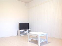 クレイノグレッシャー 202 2階1Kのリビング/ダイニング