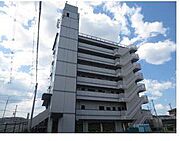 宝殿駅より徒歩13分 築35年2ヶ月 7階建の賃貸物件