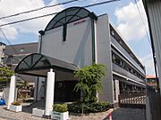 三田駅より徒歩5分 3階 築28年7ヶ月の賃貸物件