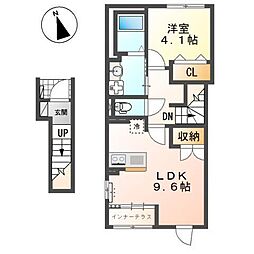 クローバーエイト 2階