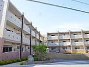 明石駅よりバス15分 徒歩5分 3階 築17年1ヶ月の賃貸物件