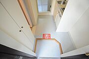 シューズ棚もあります。（左側）