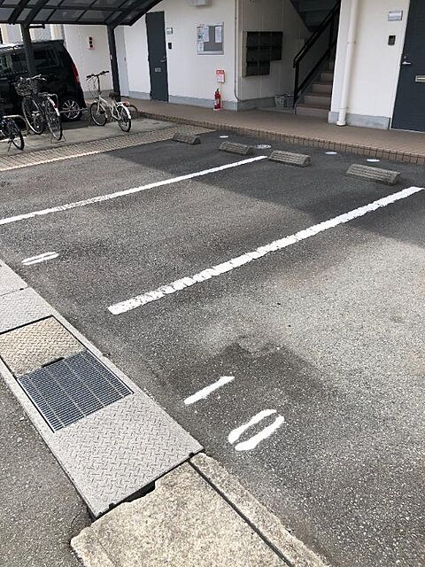 7 / 12