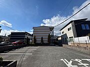 レオパレスセリバテール仁川 1階 築18年の賃貸物件