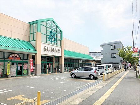 サニー向新町店 350m