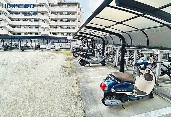 バイク置き場
