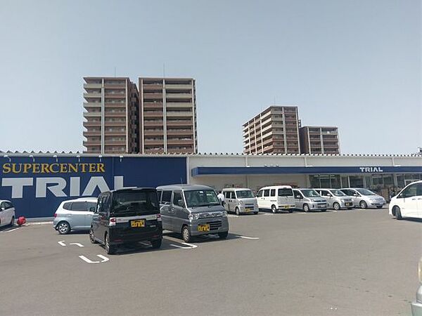 スーパーセンタートライアル那珂川店24時間営業 6800m