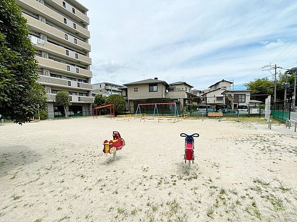 門田児童遊園 650m